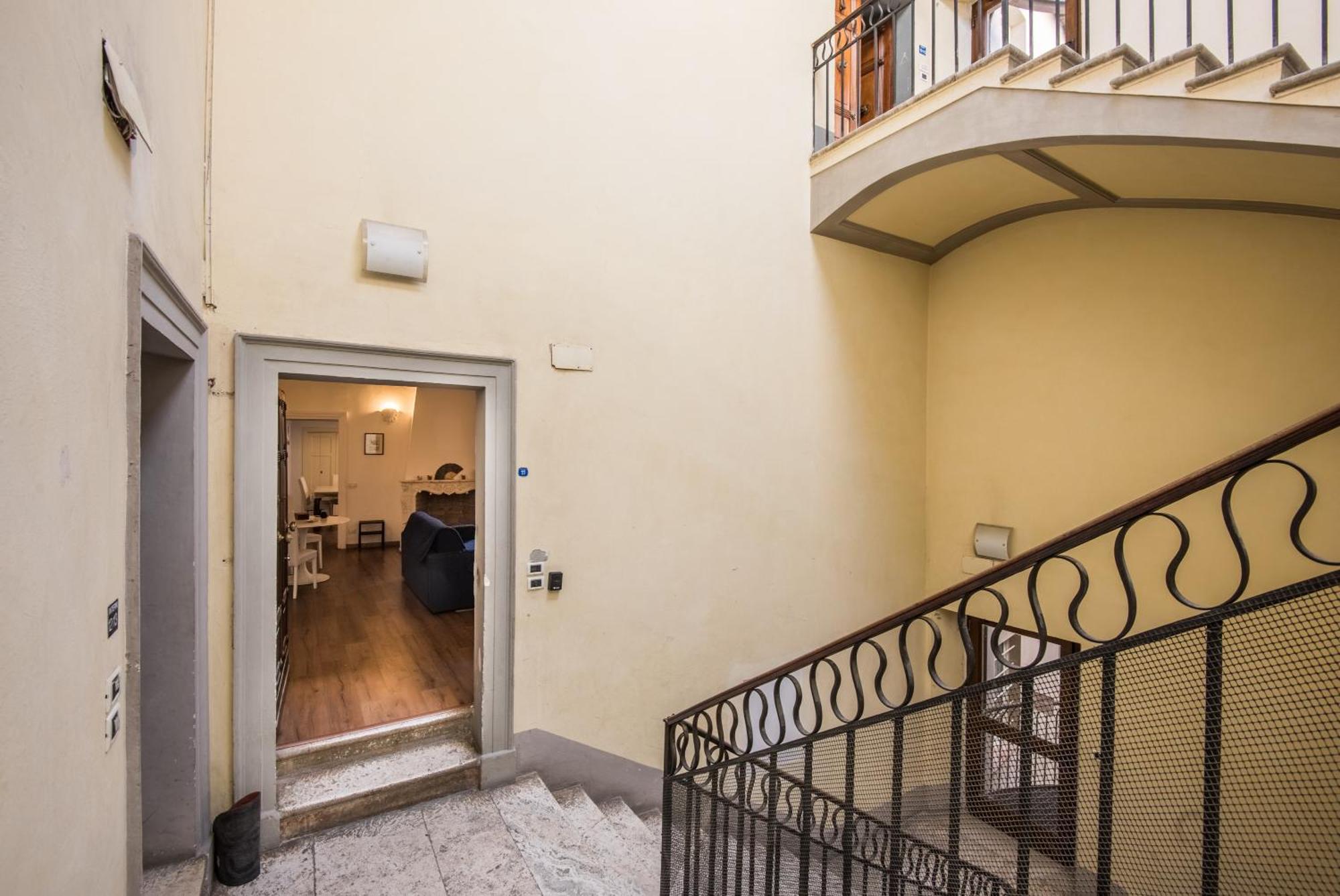 Incantevole Appartamento Banchi Di Sopra Siena Exterior foto